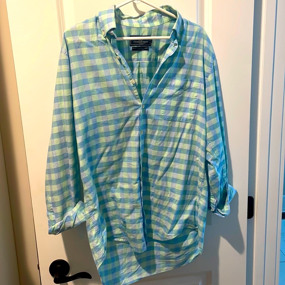 Vineyard vines
